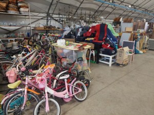 biciclette, accessori, giochi per bambini